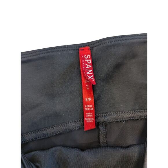Women’s Spanx Faux Leather Matte Camo Leggings Size Small Petite - Picture 4 of 10
